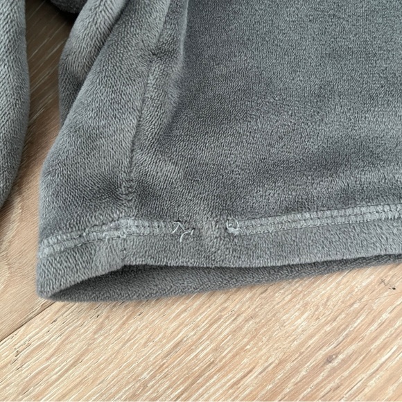 SKIMS Gray Velour Boxers Sz 2XL *C7 - Picture 3 of 4